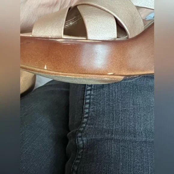 ITALIAN SHOEMAKERS 3” Gold Crystal Dress Leather Kitten Heels Wedge Sandals 8.5 - Picture 7 of 9